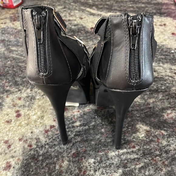 Qupid | Platform Heels - Picture 6 of 12